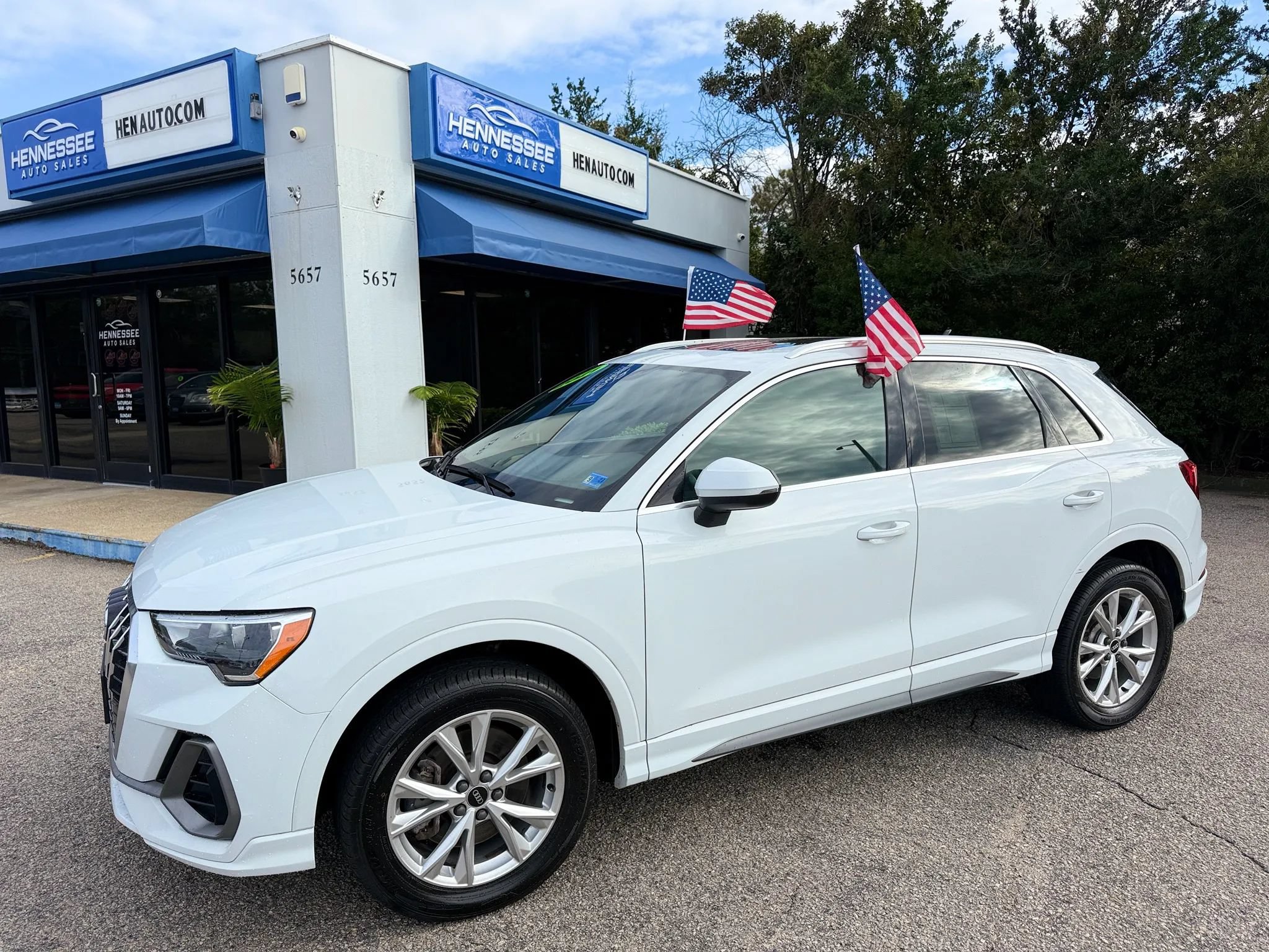 Used 2021 Audi Q3 2.0T Premium w/ Convenience Package AWD/4WD image 24