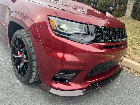 Used 2018 Jeep Grand Cherokee SRT image 74