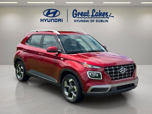 Used 2024 Hyundai Venue Limited FWD image 7