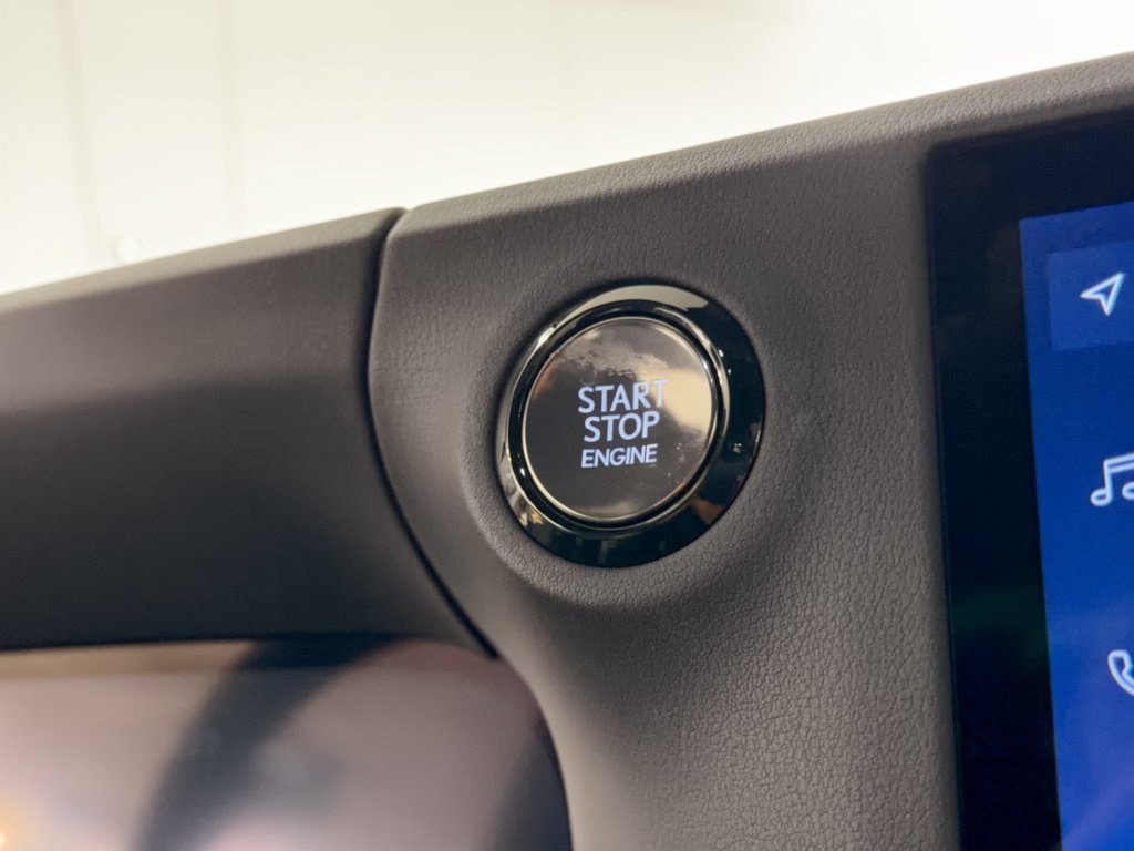 Used 2024 Lexus GX 550 w/ Accessory Package (Z1) AWD/4WD image 20