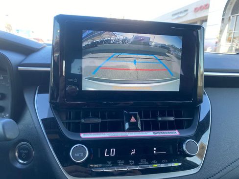 Used 2024 Toyota Corolla SE w/ SE Package FWD image 16