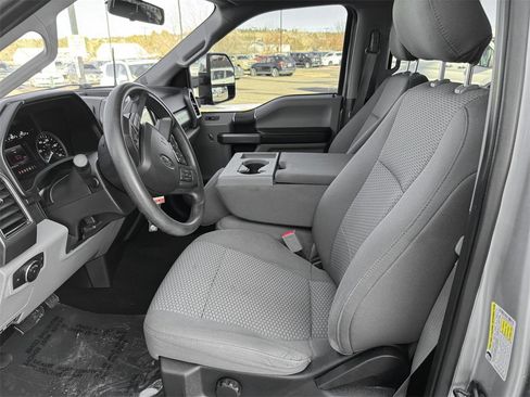 Used 2019 Ford F250 XLT image 14