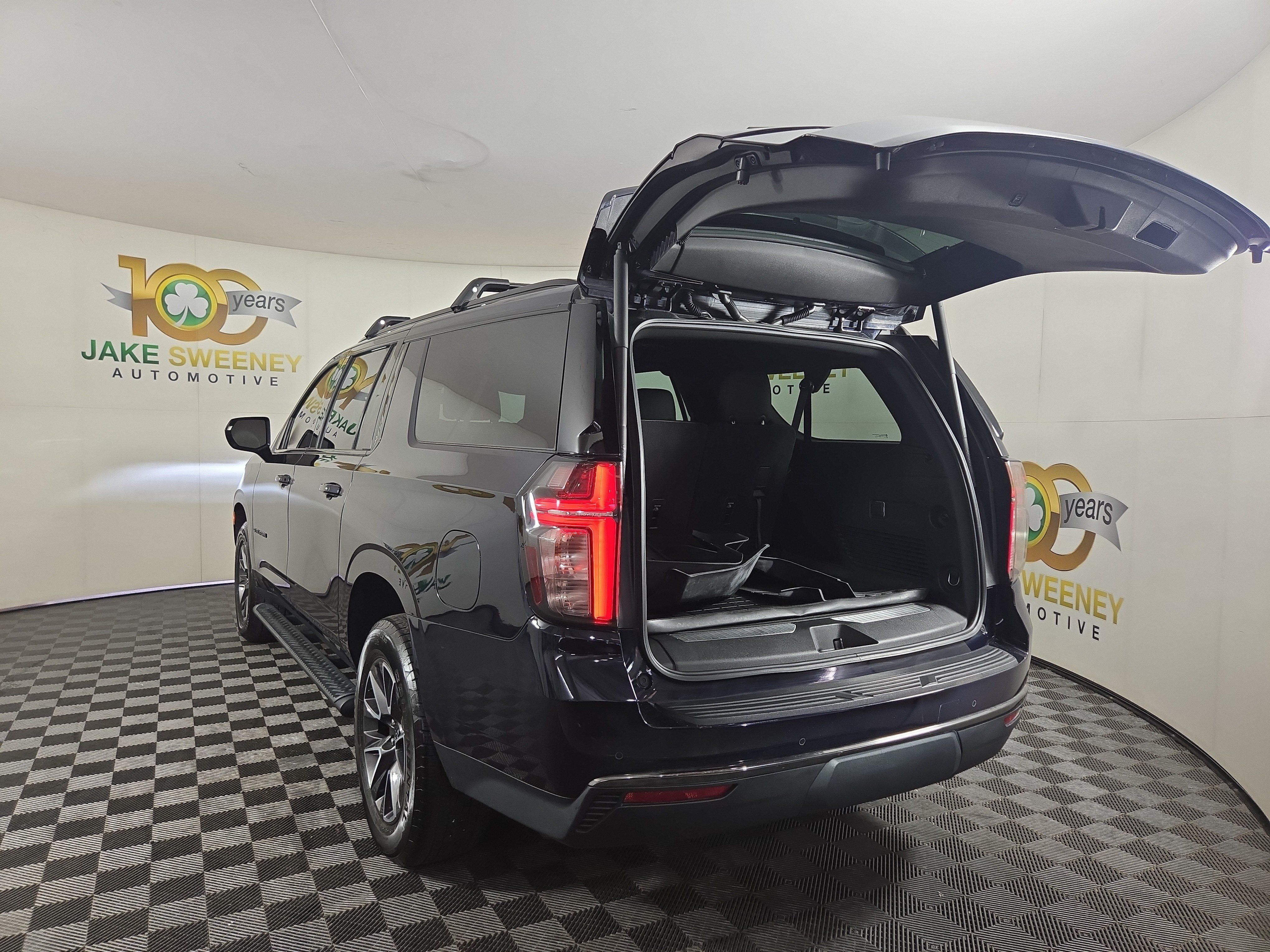 Used 2021 Chevrolet Suburban Z71 w/ Rear Media and Nav Package AWD/4WD image 33