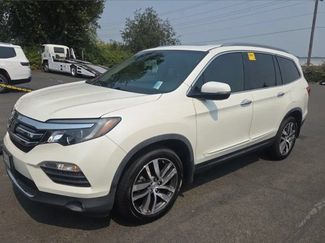 Used 2017 Honda Pilot Touring video 1