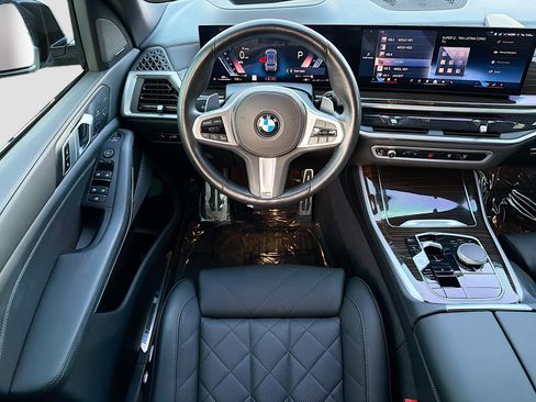 Used 2024 BMW X5 sDrive40i w/ M Sport Package RWD image 16