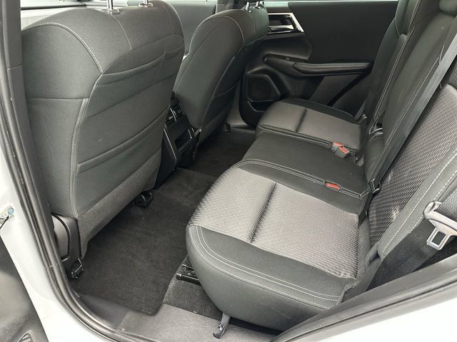 Used 2023 Mitsubishi Outlander ES AWD/4WD image 23
