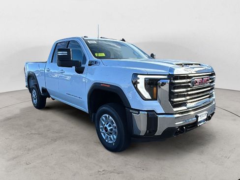 New 2026 GMC Sierra 2500 SLE w/ SLE Value Package; image 1
