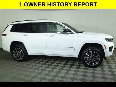 Used 2023 Jeep Grand Cherokee L Overland w/ Luxury Tech Group IV AWD/4WD image 2