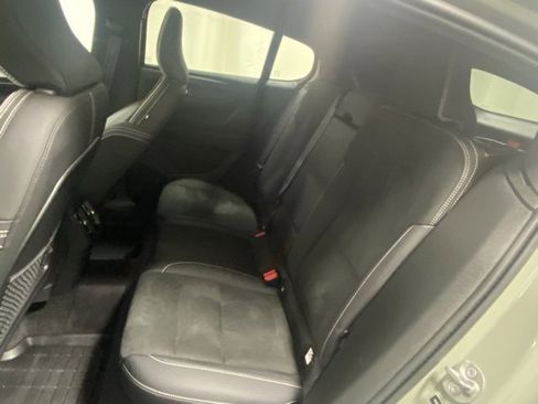 Certified 2023 Volvo C40 P8 Recharge Ultimate w/ Protection Package Premier image 13