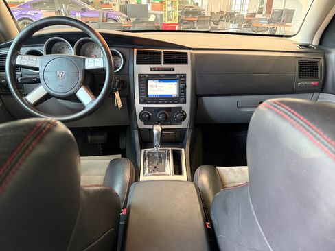 Used 2006 Dodge Magnum SRT8 w/ SRT Option Group III RWD image 16