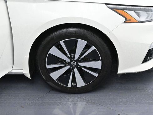 Used 2022 Nissan Altima 2.5 SL image 32