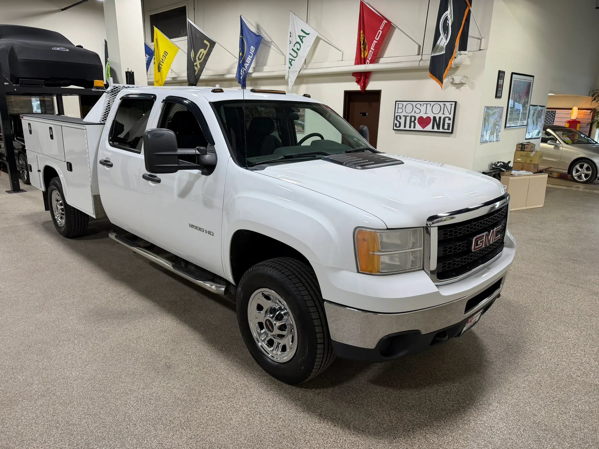 Used 2014 GMC Sierra 3500 W/T w/ Snow Plow Prep Package AWD/4WD image 5