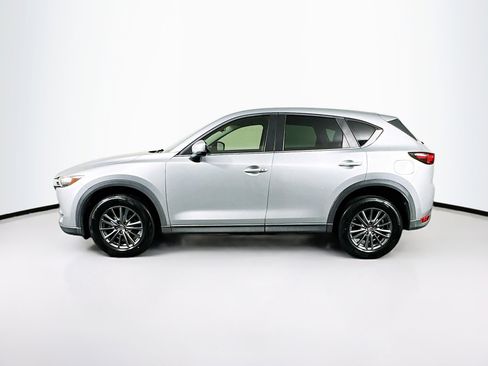 Used 2017 MAZDA CX-5 Touring image 4