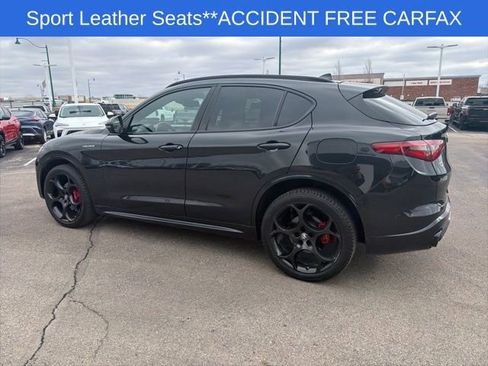 Used 2022 Alfa Romeo Stelvio Veloce image 9