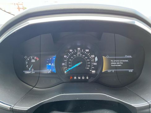 Used 2020 Ford Edge Titanium w/ Equipment Group 301A FWD image 28