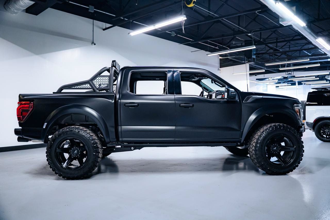 Used 2025 Ford F150 Raptor w/ Equipment Group 803A Raptor R AWD/4WD image 5