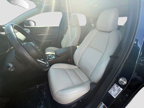 Used 2020 MAZDA CX-30 AWD w/ Premium Package image 23