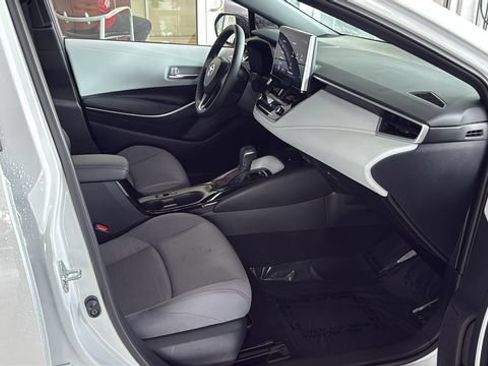 Used 2025 Toyota Corolla FX w/ Convenience Package FWD image 11
