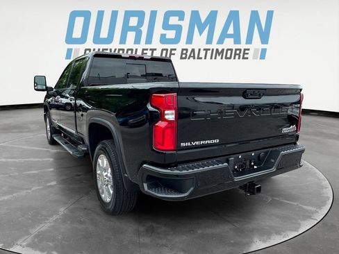 Used 2024 Chevrolet Silverado 2500 High Country AWD/4WD image 4