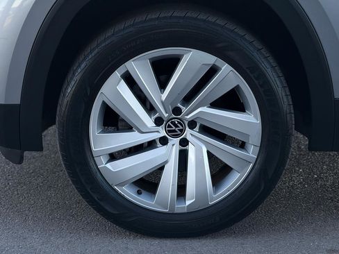 Used 2021 Volkswagen Atlas SEL FWD image 8