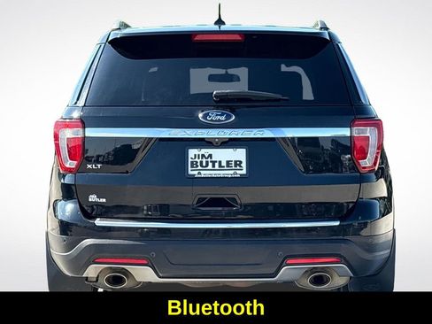 Used 2018 Ford Explorer XLT w/ Equipment Group 202A FWD image 6