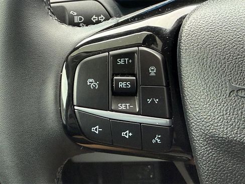 Used 2023 Ford Escape Platinum image 16