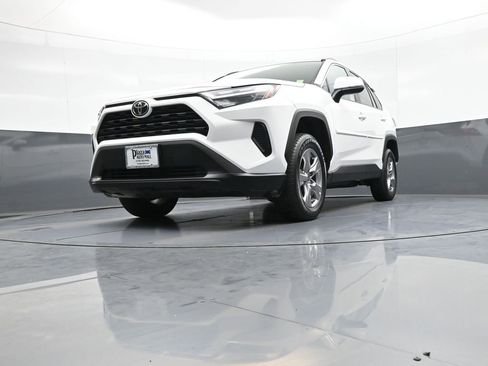 Certified 2023 Toyota RAV4 XLE w/ XLE Grade Weather Package AWD/4WD image 25