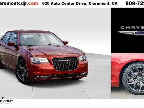 Used 2023 Chrysler 300 S image 1