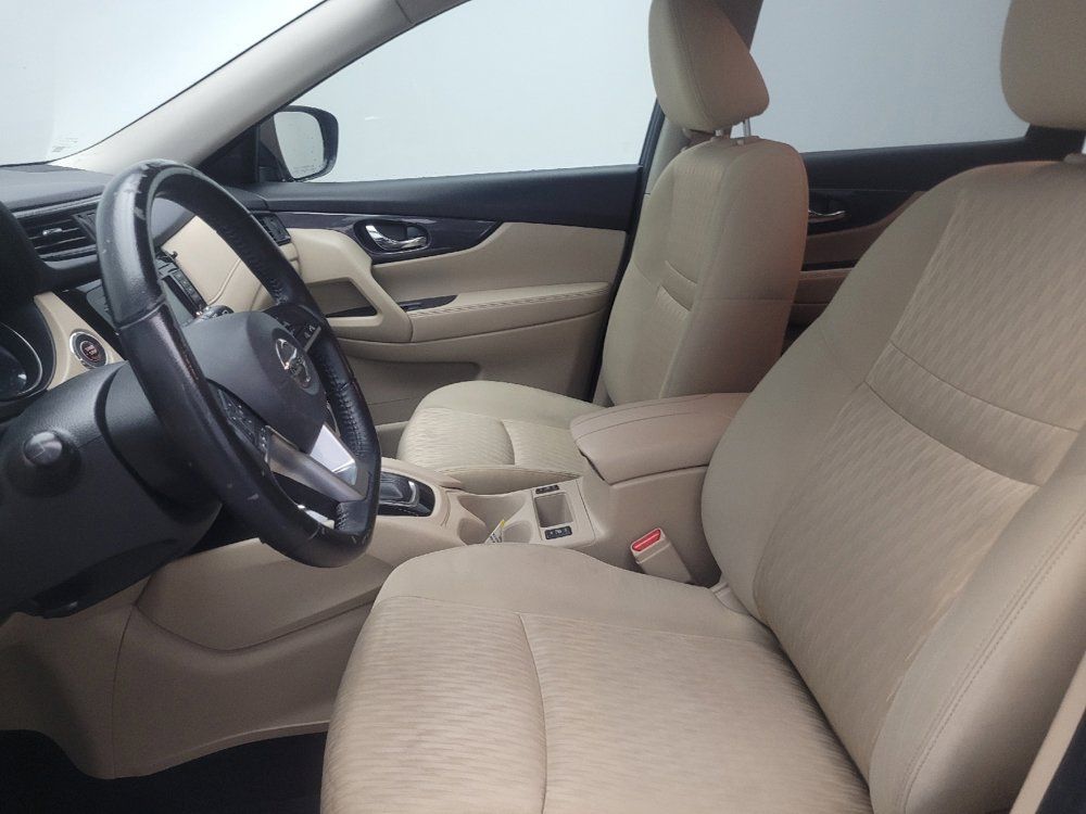 Used 2020 Nissan Rogue SV FWD image 17