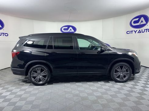 Used 2022 Honda Pilot Sport image 2