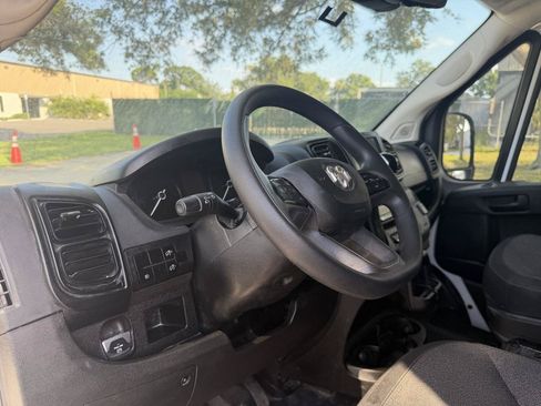 Used 2025 RAM ProMaster 2500 w/ Safety Group FWD image 15
