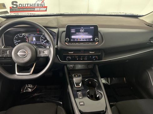 Used 2023 Nissan Rogue S image 18