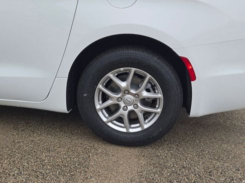 New 2026 Chrysler Voyager LX image 13