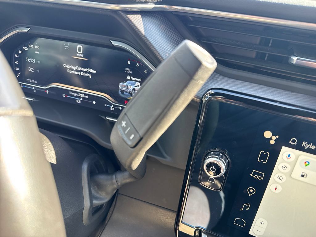 Used 2024 GMC Sierra 2500 Denali Ultimate w/ Max Trailering Package AWD/4WD image 34