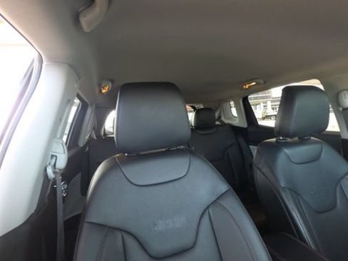Used 2022 Jeep Compass Limited w/ Elite Group AWD/4WD image 30