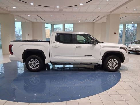 Used 2025 Toyota Tundra SR5 w/ SR5 Premium Package image 12