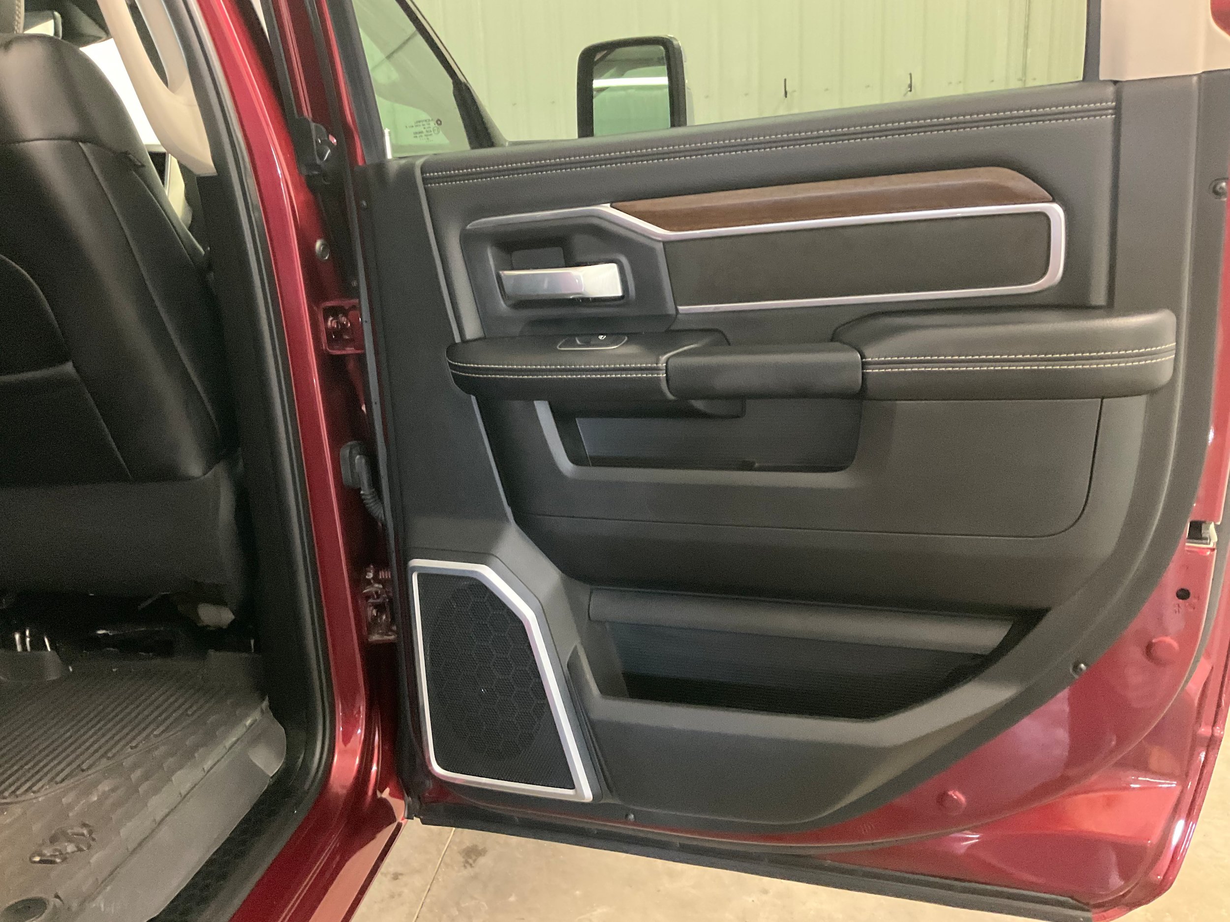 Used 2024 RAM 3500 Laramie w/ Safety Group AWD/4WD image 23