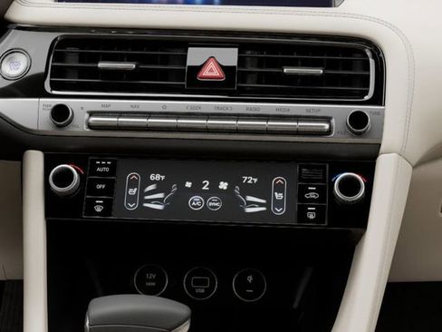 New 2026 Genesis G70 2.5T image 15