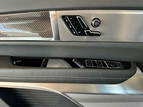 New 2026 Cadillac Vistiq Sport w/ LPO, Floor Liner Package image 11