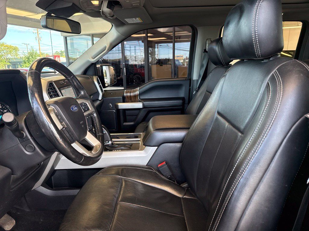 Used 2019 Ford F150 Lariat w/ Equipment Group 502A Luxury AWD/4WD image 12