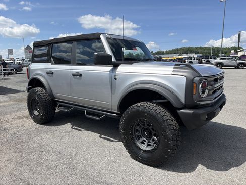 Used 2022 Ford Bronco Big Bend AWD/4WD image 1