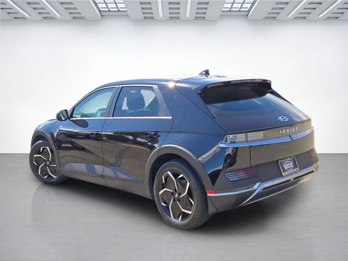 Certified 2024 Hyundai Ioniq 5 SEL RWD image 6