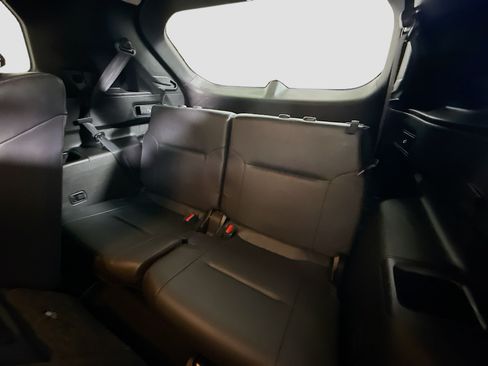 Used 2022 Mitsubishi Outlander SE FWD image 41