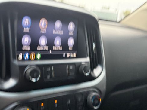 Used 2019 Chevrolet Colorado LT image 23