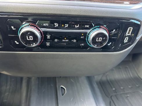 New 2025 GMC Sierra 1500 Elevation w/ LPO, Elevation Black Package image 33