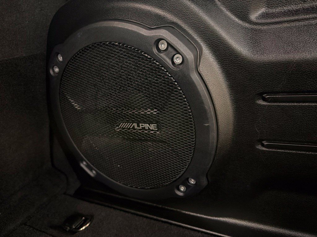 Used 2022 Jeep Wrangler Unlimited Rubicon w/ LED Lighting Group AWD/4WD image 36
