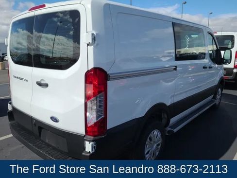 Used 2018 Ford Transit 250 130 Low Roof w/ Exterior Upgrade Package RWD image 5