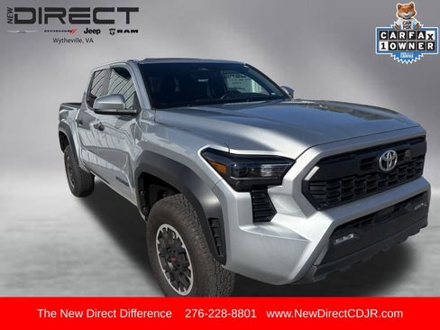 Used 2024 Toyota Tacoma TRD Off-Road image 8