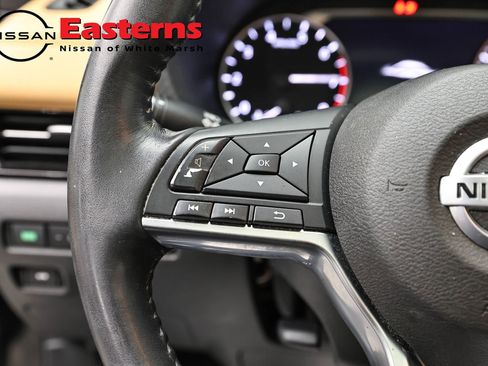 Used 2020 Nissan Sentra SV w/ SV Premium Package FWD image 15