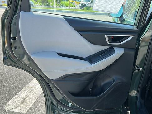 Certified 2023 Subaru Forester AWD/4WD image 19